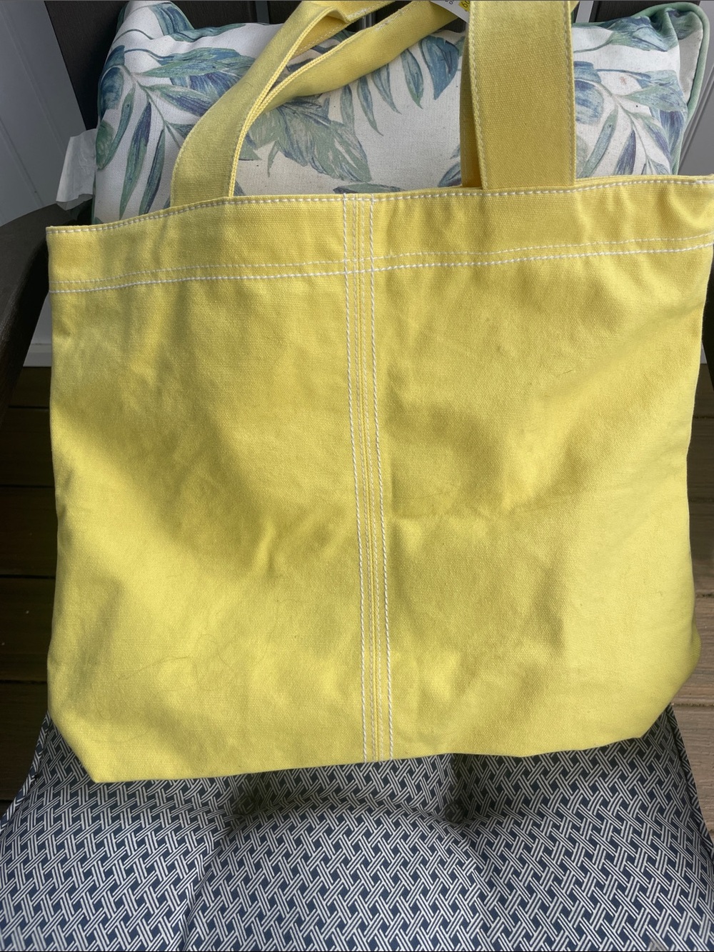 Limited too bright yellow bag - Picture 4 of 5